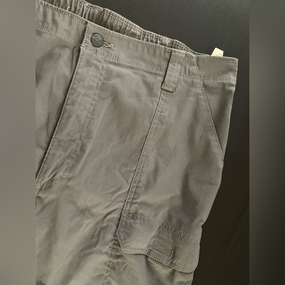 Wrangler Casual Gray  Pull-On Shorts with Logo Button - Picture 6 of 8